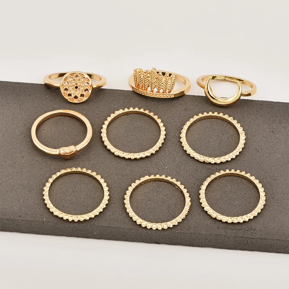 6 pcs/set Bohemian Retro Alloy Moon Rings Set for Women Vintage Gold Color Star V Mix Shape Joint Finger Midi Rings Set Jewelry
