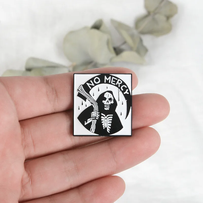 Creative NO MERCY Grim Reaper Enamel Pins Badges Death Skeleton Scythe Brooch Lapel Pin Denim Shirt Collar Punk Women Jewelry