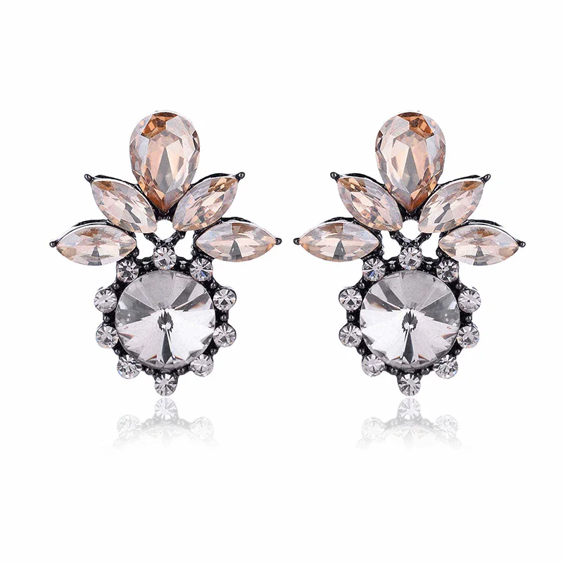 LUBOV Colorful Acrylic Stone Flower Piercing Earrings Fashion Rhinestone Decoration Metal Stud Earrings Women Party Jewelry 2019