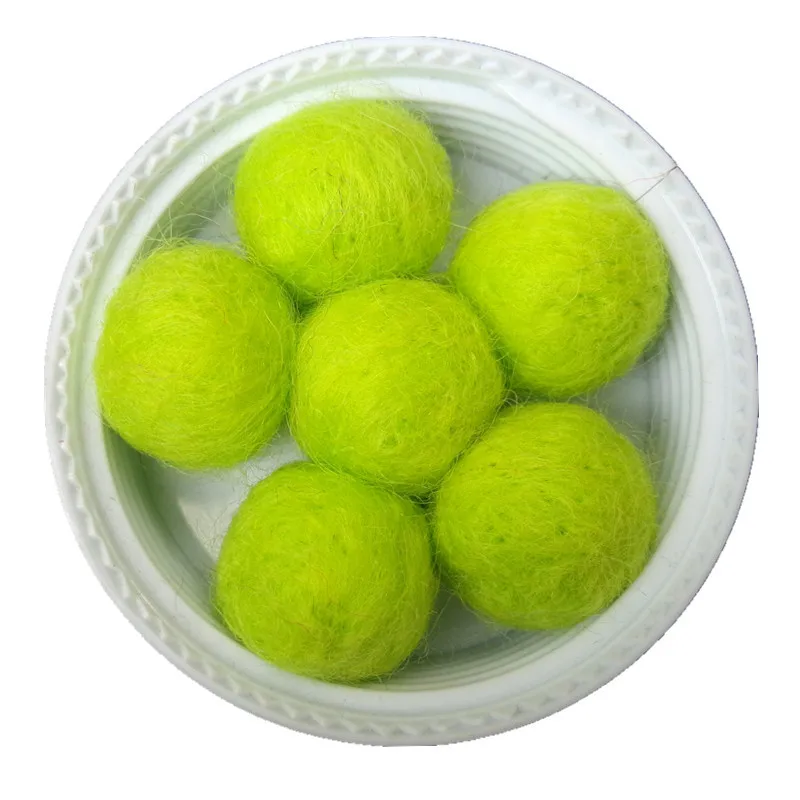 Factory wholesale Lime Green Color Handmade wool felt ball 200pcs 20mm diy Felting Garland For Rugs jewelry beads home Decor