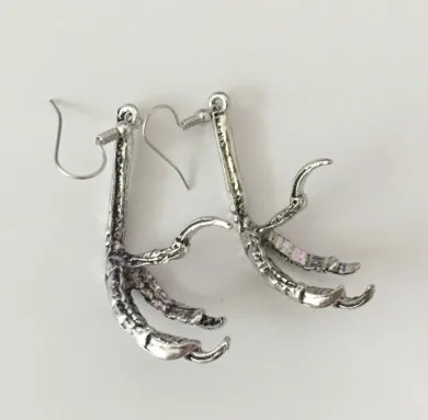 Gothic Raven Earring Crow Bird Skull Claw Talon Stud NU-GOTH Jewelry Gift