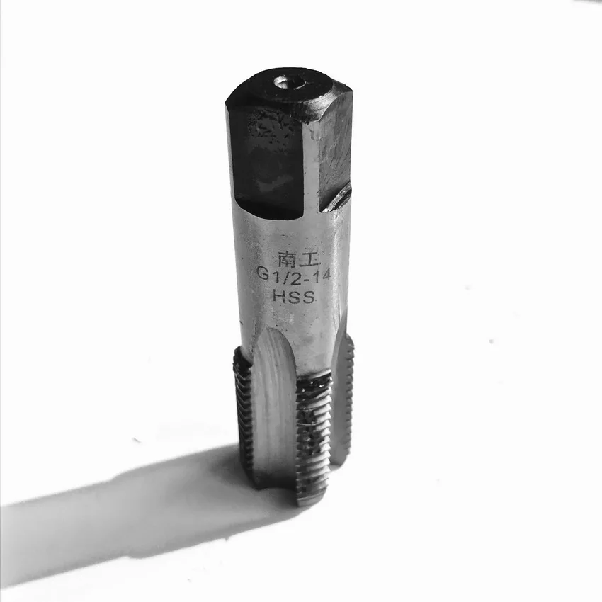 Custo Venda de 1PC HSS6542 Feito 55 Graus Left Hand G1/2 "-14 LH Paralelo British Standard Pipe Machine Tap para peças de metal