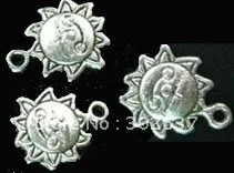 FREE SHIPPING FREE SHIPPING 240pcs Tibetan silver Face sunflower charms A829