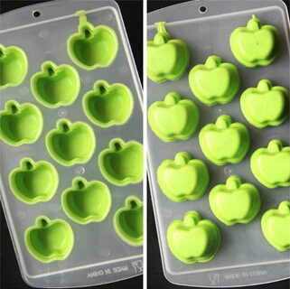 New Arrive Safety envirement cretive fruit and lips designs silicone ice mould