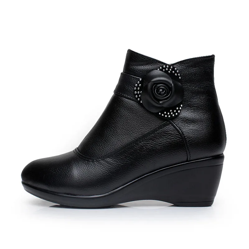 Botas de piel auténtica para mujer, botines cálidos de felpa con cuña, talla 34-43, para otoño e invierno, novedad de 2024