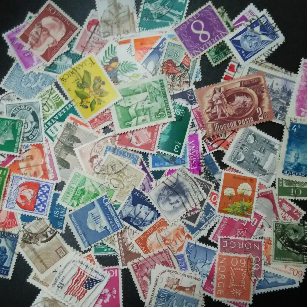 95 PCS/LOT All Different  Old / Vintage  Postage  Stamps Brand With Post  Mark , No repetition timbres stamps