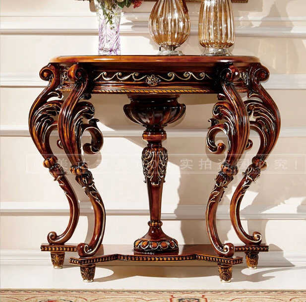 European-style solid wood carve patterns or designs on woodwork. Porch. French porch desk.