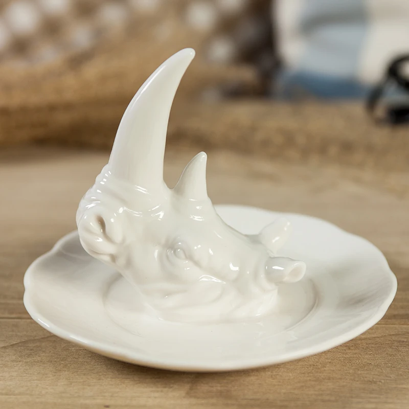 Ceramic Rhinoceros Head Relief Jewelry Organizer Dish Decorative Porcelain Wild Animal Horn Rack Ornament Craft Gift Accessories
