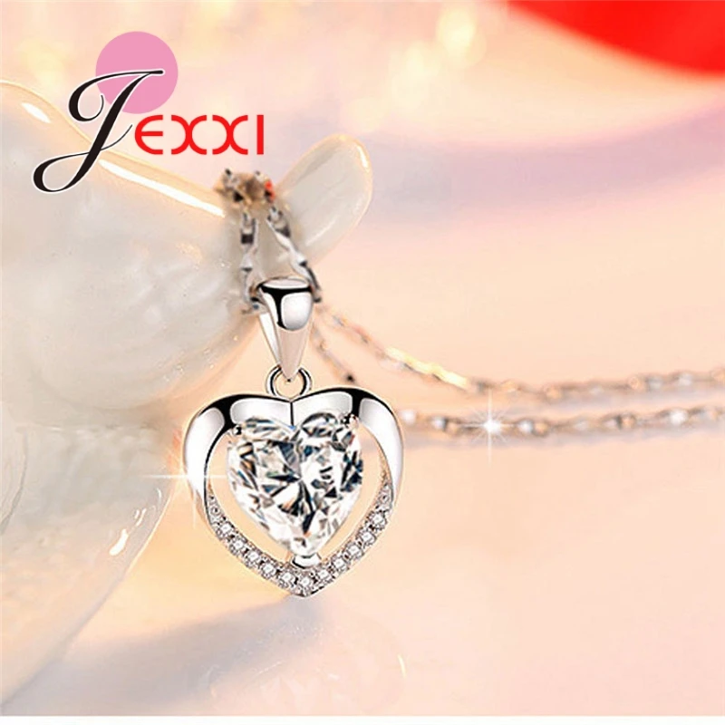 925 Sterling Silver Needle Heart Shape Pendant Necklace Pave Shiny AAA Cubic Zirconia Crystal Wedding Engagement Gift Wholesale