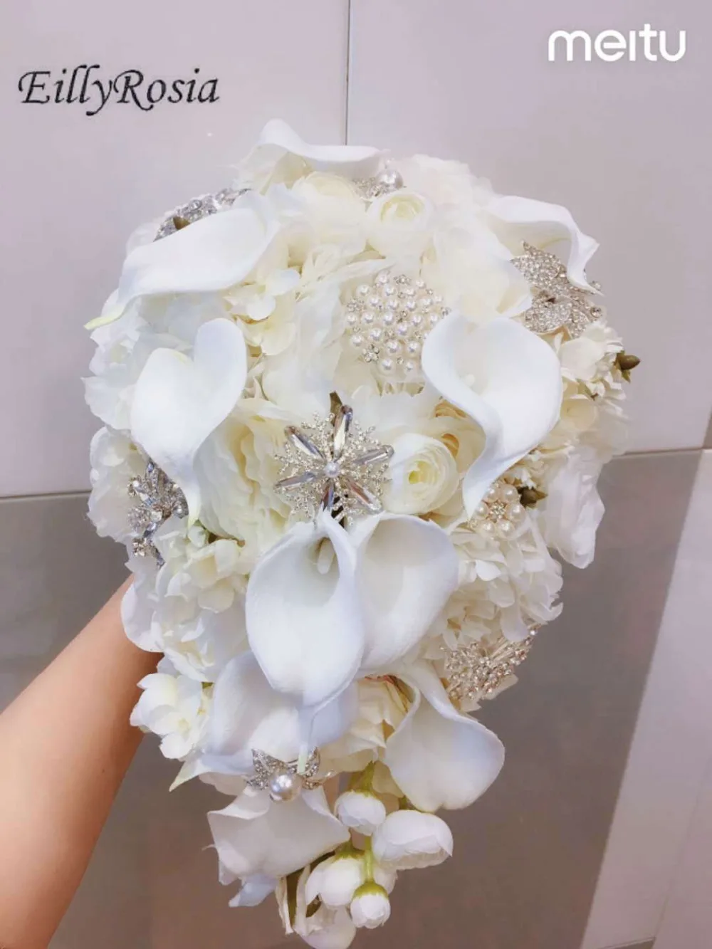 White Lily Bridal Bouquet Waterfall Pearls Jewelry Crystals Expensive Luxury Wedding Bouquet Artificial Flower Custom Made