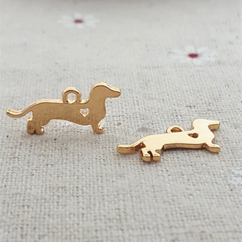 High Polished 20 Pieces/Lot 10mm*20mm Gold Color Charm Delicate Dachshund Pet Dog Charms For Jewelry Making