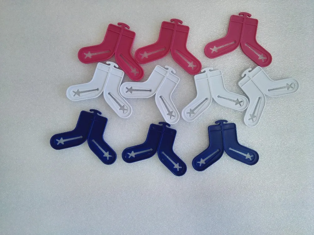 20PCS/LOT  Colorful Sock Shaped Socks Holders Pack of Organizers Sorters Clips Laundry