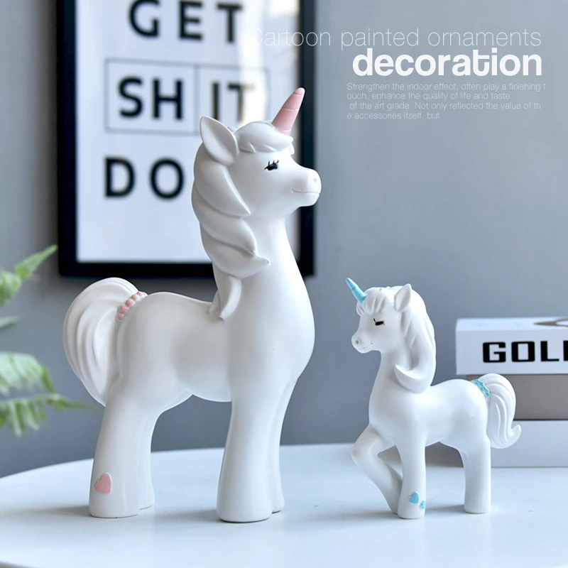 

Nordic minimalist cartoon resin Figurine Family Animal Statue Modern Ornaments Wedding Gift Home Decor living room ornaments