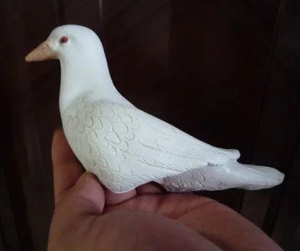 Living Latex Dove/Rubber Fake Dove Stage Magic Tricks Magician Toys Close Up Illusions Gimmick Accessories Appearing Vanishing