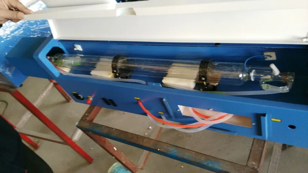 Laser cnc roter Fedex Freeshipping! CO2 50 W LASER INCISIONE MACCHINA di TAGLIO INCISORE, Certificazione CE!