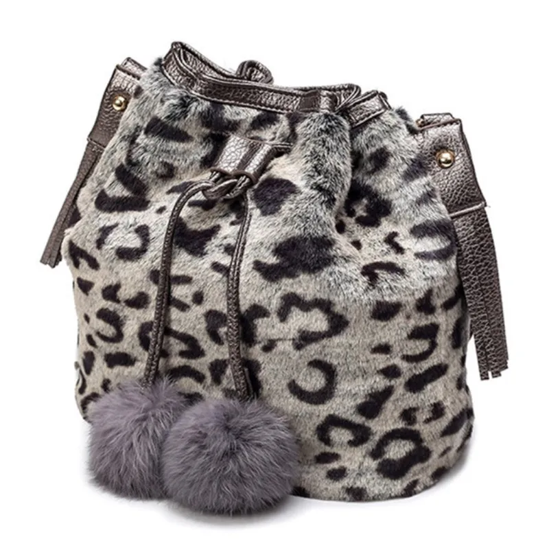 Sac à main en fausse fourrure avec pompon pour femme, petit sac à main pour fille, sac à bandoulière, mode d\'hiver initiée, ficelle de proximité, E27