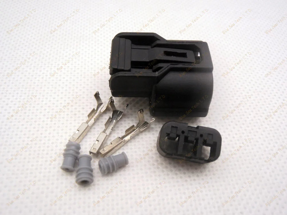 Sample,5 sets 3Pin female Auto right holder plug,Auto electrical connector,CRV auto Taillight plug for Honda,Toyota car.