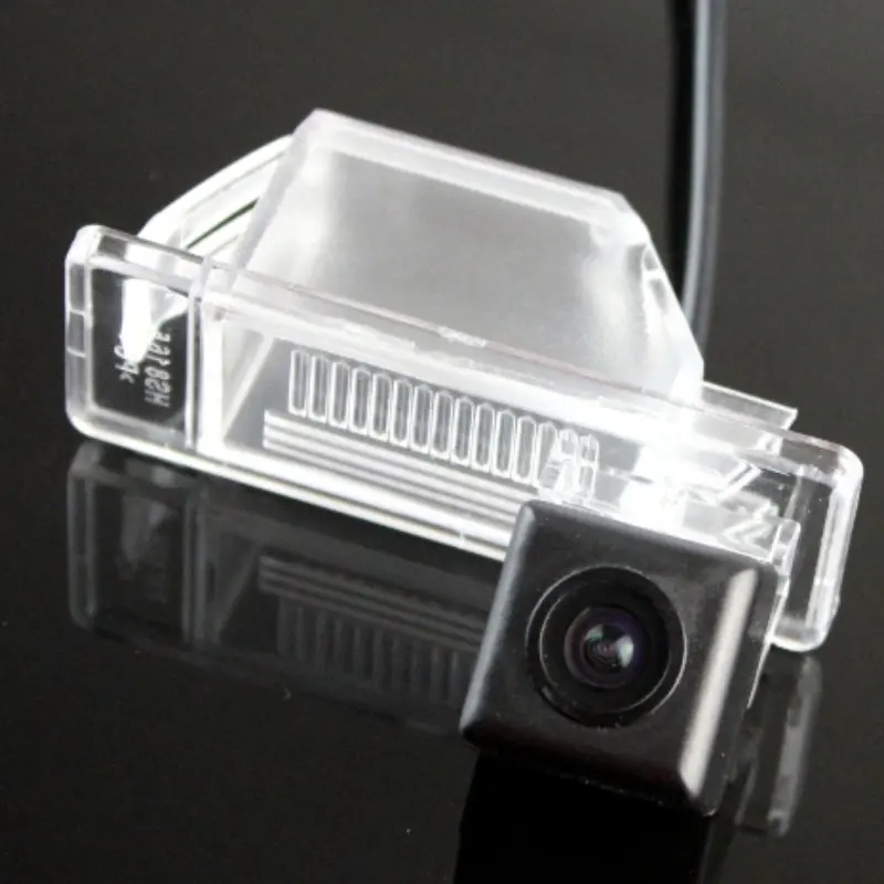Camera Quan Sát Phía Sau Cho Xe Nissan Cú Đá 2016-2018 ParkingBack Ngược HD CCD Quàng Nam Chất Lượng Quan Sát Ban Đêm