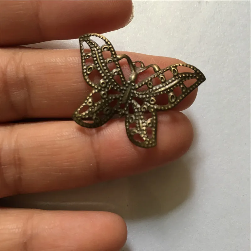 500Pcs Wholesale Filigree Hollow Butterfly Embellishments Findings,Jewelry Accessories,Bronze Tone,2.2cm