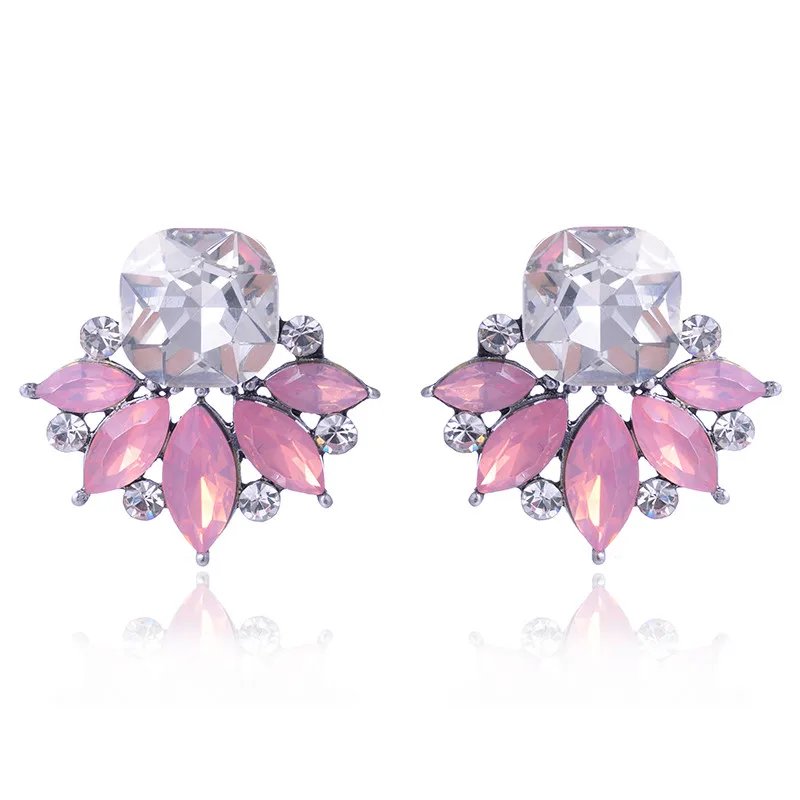 LUBOV Beautiful Multiple Colors Crystal Flower Stud Earrings Rhinestone Colorful Crystal Piercing Earrings Women Christmas Party