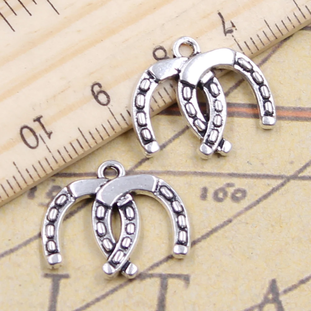 20pcs Charms Double Lucky Horseshoe Horse 17x20mm Tibetan Silver Color Pendants Antique Jewelry Making DIY Handmade Craft