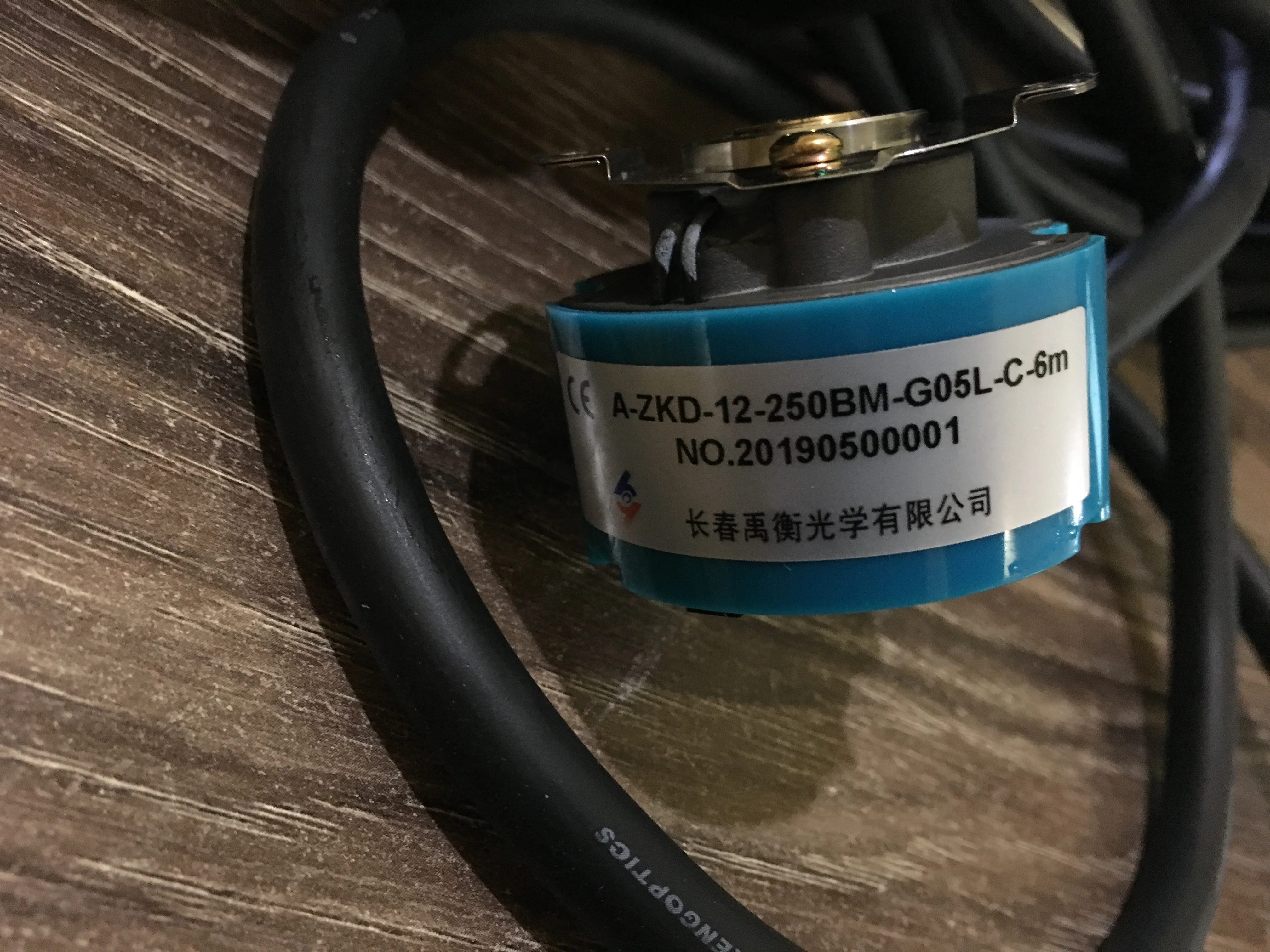 Changchun Yu Heng Servo Motor Encoder ZKD-12-250BM-G05L-C (6m)  Optical Rotary Encoder factory order long time before shipped