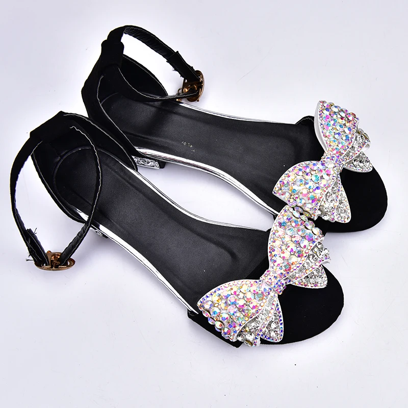 2Pcs Rhinestone Applique Crystal Bow Pearls Glass Stone Patches Embroidery Trim Sew On Shoes Bags Hats Clothes Decoration