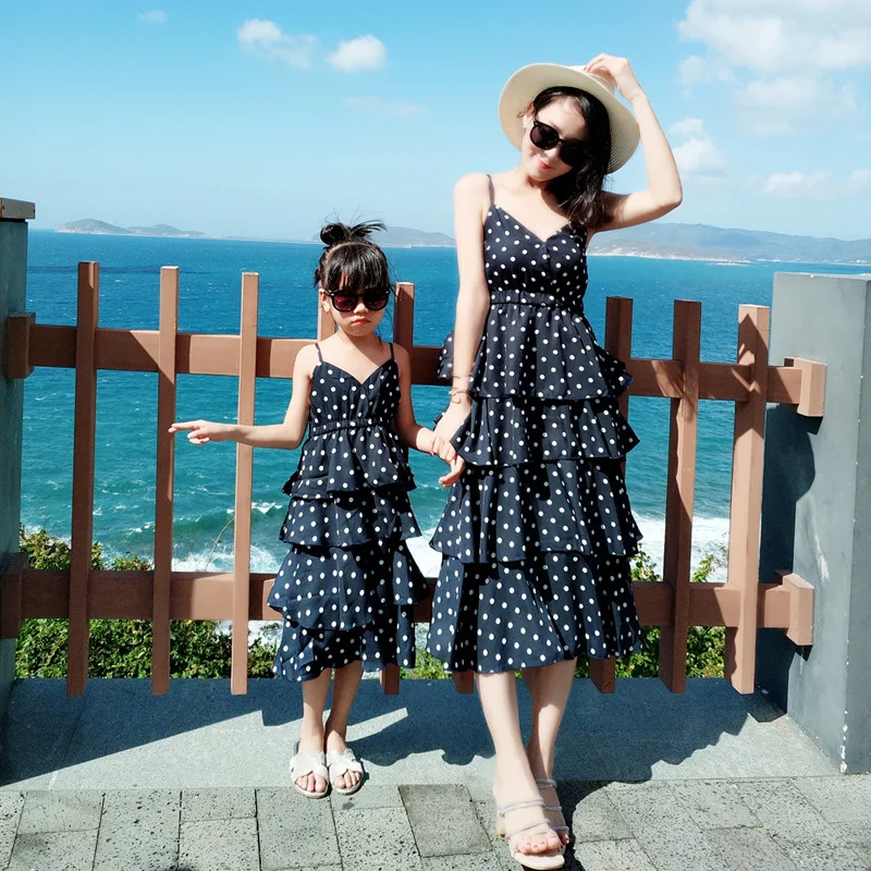 

Family Matching Outfit Summer Holiday Polka Dot Sleeveless Navy Tiered Chiffon Dresses Mom and Daughter Matching Clothes