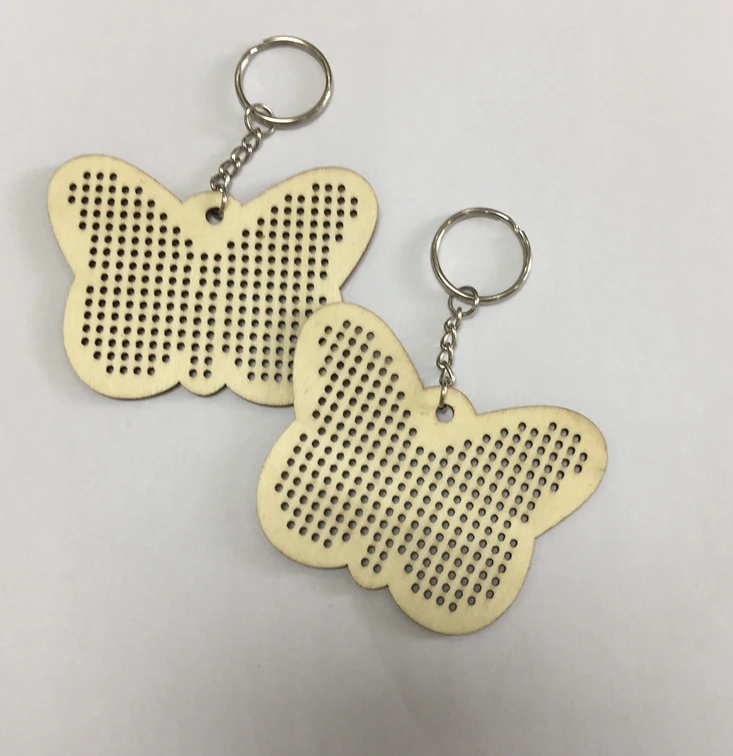 20pcs  laser cut wood animals butterfly shape Porous wood blank stitching on wood cross stitch wood keychain