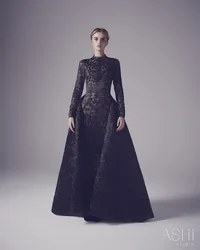 Limited Edition Long Sleeve O Neck Black Lace Formal Evening Dress