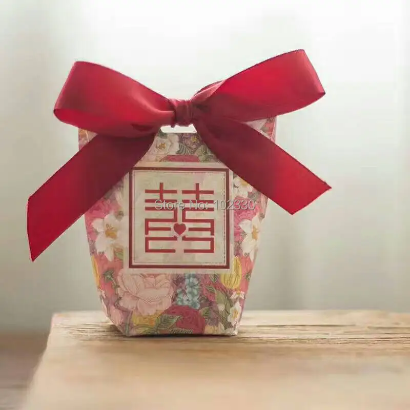 200pcs Double Happiness Vintage Chinese Style Paper Unique Sweetbox Wedding Favors Gifts Holders Candy Bag ZA6931