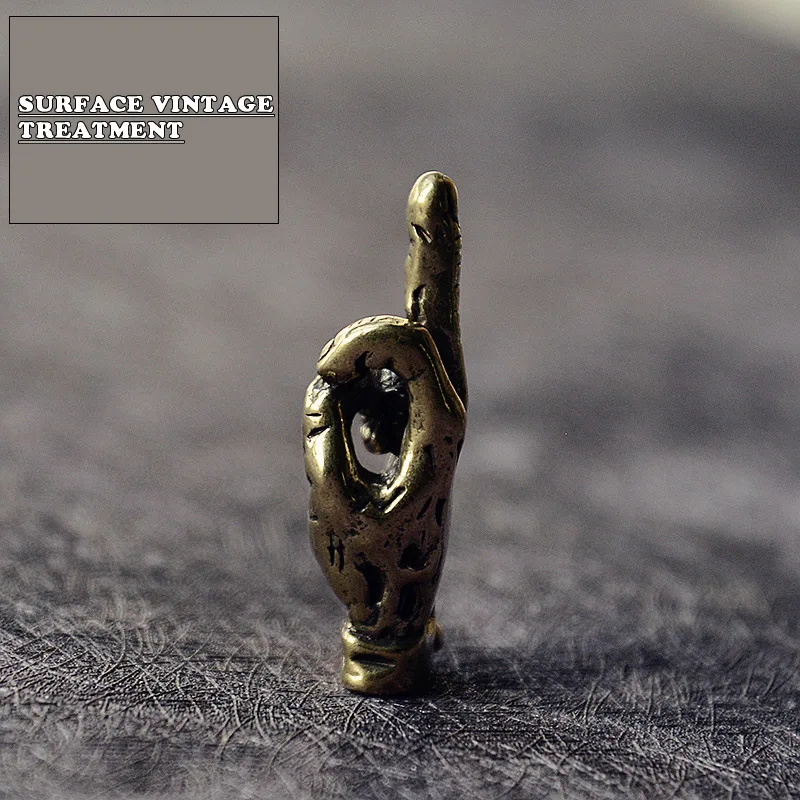 Mini Brass Hands Finger Up Statue Portable Punk Style Decoration Ornament Sculpture Home Office Desk Ornament Funny Toy Gift