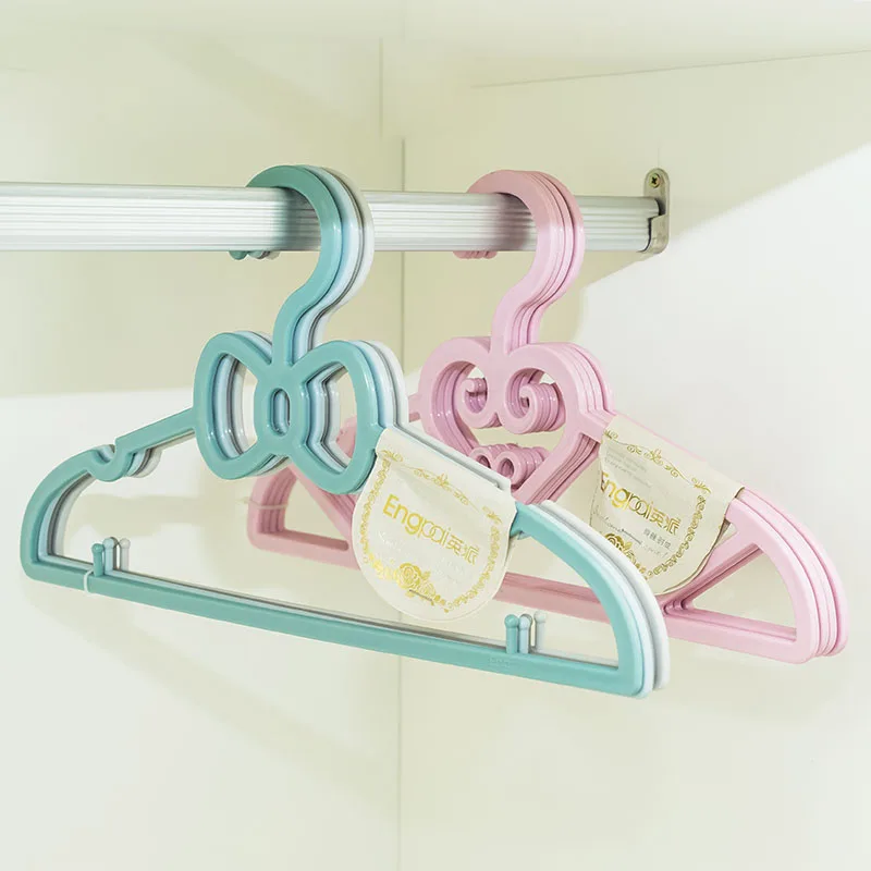 

Sainwin 5pcs/lot Adult Coat Hangers/Skid Coat Hangers/Plastic Traceless Hangers/Butterfly-Knotted Hangers