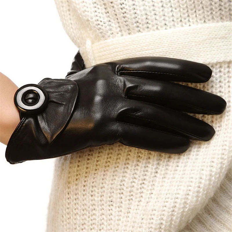 Genuine Leather Gloves Female Fashion Black Women Sheepskin Gloves Autumn Winter Warm Wrist Buckle Driving Glove L078NQ