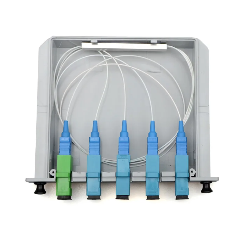 Fiber Optic Splitter SC 1x4 FTTH box 1-4 Splitter box with 1 : 4 Planar waveguide type Optical splitter