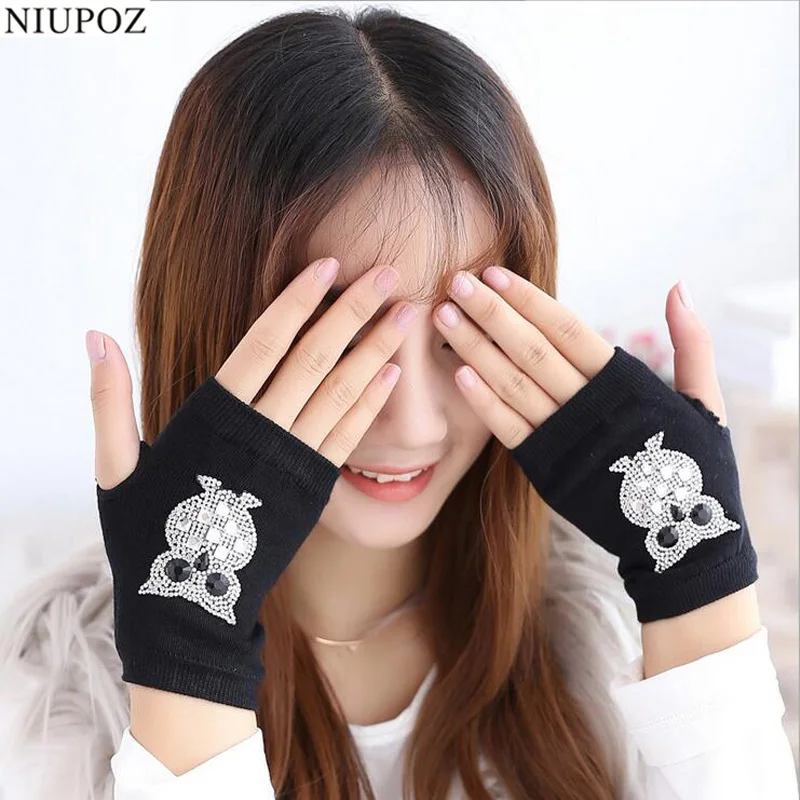 Female Lovely Winter Warm Knitted Fingerless Dancing Gloves Women Cool Cartoon Owl Bear Diamonds Rivet Sequins Skull Gloves G50