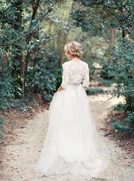 Robe De mariée en dentelle blanche, Robe De mariée à col en V, demi-manches, longueur au sol, Robe De mariée, 2020