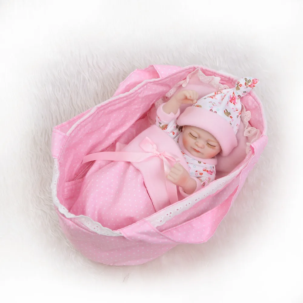 26cm New Arrival 10inch Silicone Baby Reborn Vinyl Closed Eyes Doll With Basket Bag Bebe Toys For Child Gift Juguetes Brinquedos