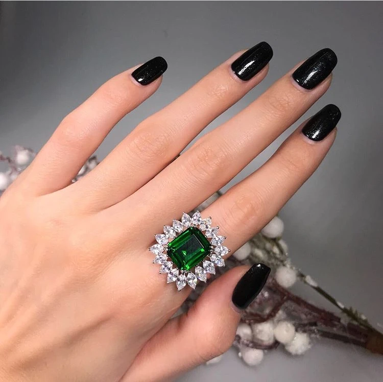 Luxury 4.5ct Created Emerald Cocktail Ring 100% Real 925 Sterling Silver Rings for Women Fine Jewelry Accessories Fine Jewelry