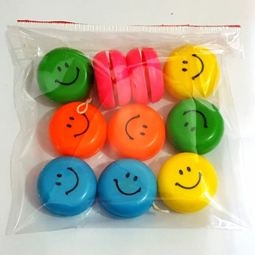 10pc 38mm SMILE Yoyo Carnival Favour Pinata Loot Filler Christmas Birthday Party Favor Prize Gift Novelty Cake Decoration E459