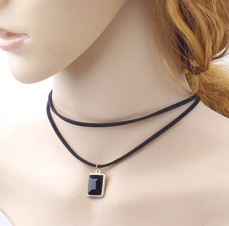 

2017 Hot Fashion Charm Black Velvet Multilayers Square Crystal Pendants Choker Necklace Woman Collar Party Jewelry Bijoux