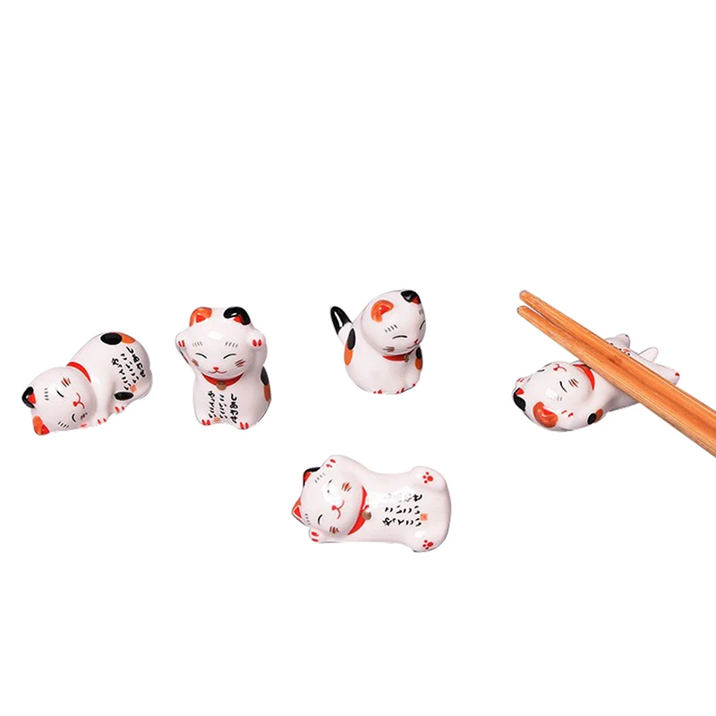 New 1Pcs Lucky Cat Ceramic Cartoon Chopsticks Rest Lucky Cat Chopsticks Holder Racks Japanese Home Kitchen Hotel Decorations