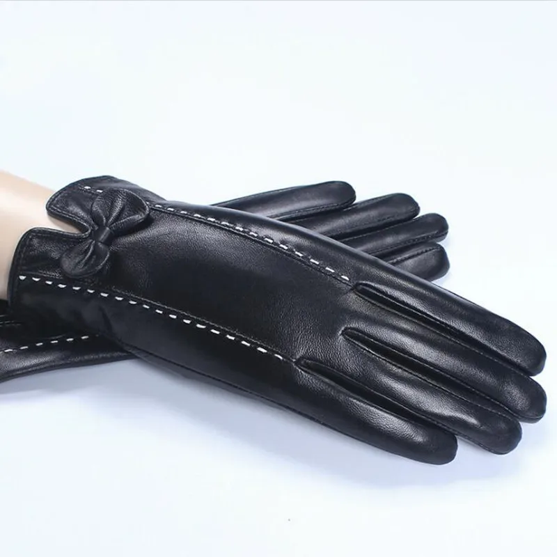 

Genuine Leather Gloves Woman Plus Velvet Thicken Winter Warm Touch Screen Short Mittens Sheepskin Bowknot Lady Hand Muff H3233