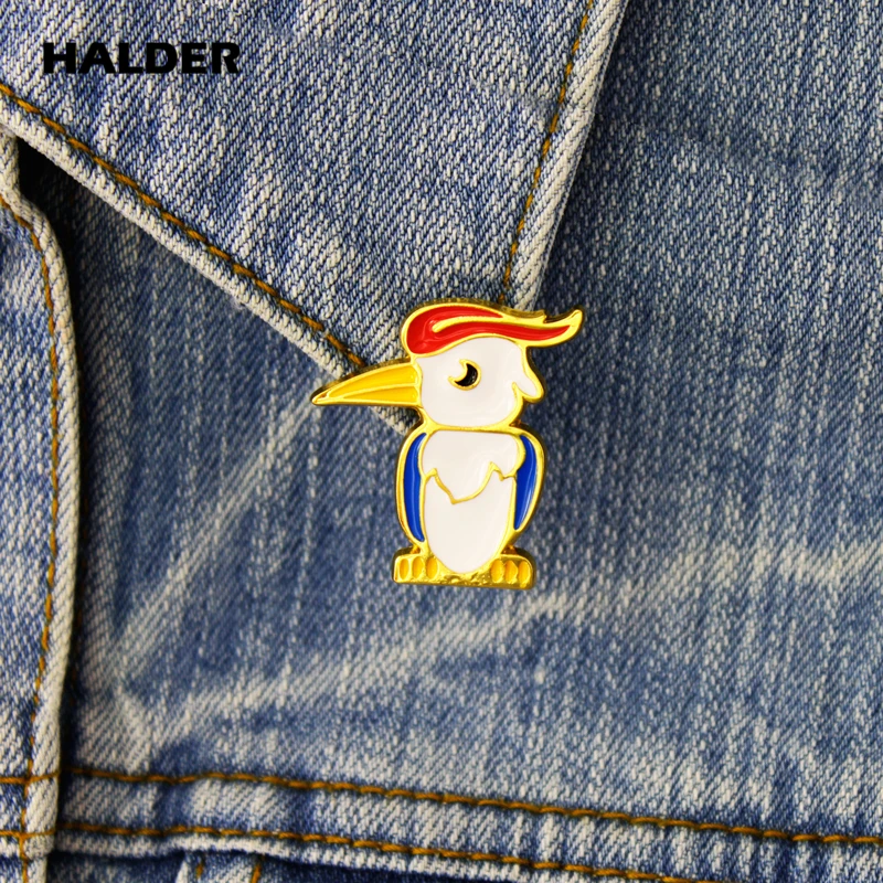 BR0035 HALDER Fashion Cartoon Animal Woodpecker Hollow Brooches Cute Bird Enamel Pin Clothes Backpack Badge Denim Jewelry