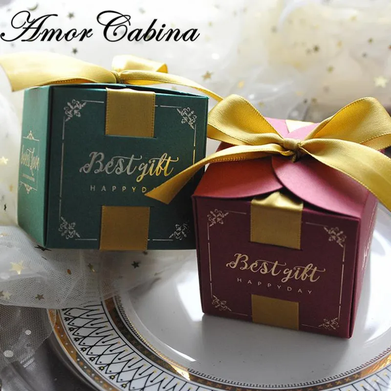 New European 50pcs Wedding Favors Gift Box Candy Box for Christening Baby Shower Birthday Event Party Supplies Wrap with Ribbon