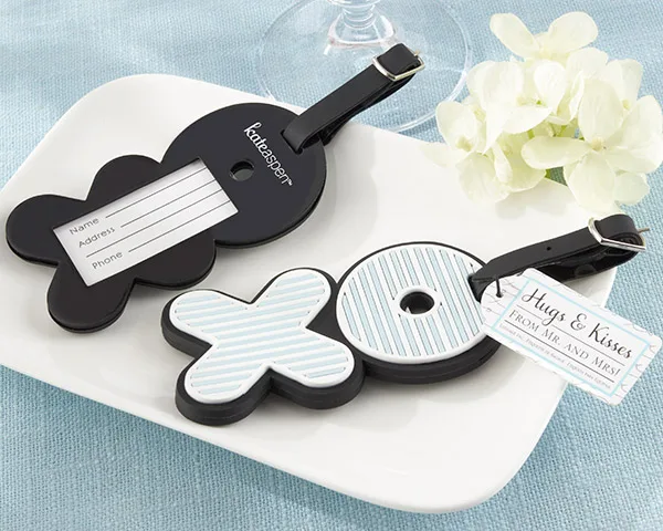 

(10 Pieces/lot) Wedding and Party Favors of Hugs & Kisses From Mr. & Mrs. Luggage Tag Bridal showers for XO XO Wedding gifts