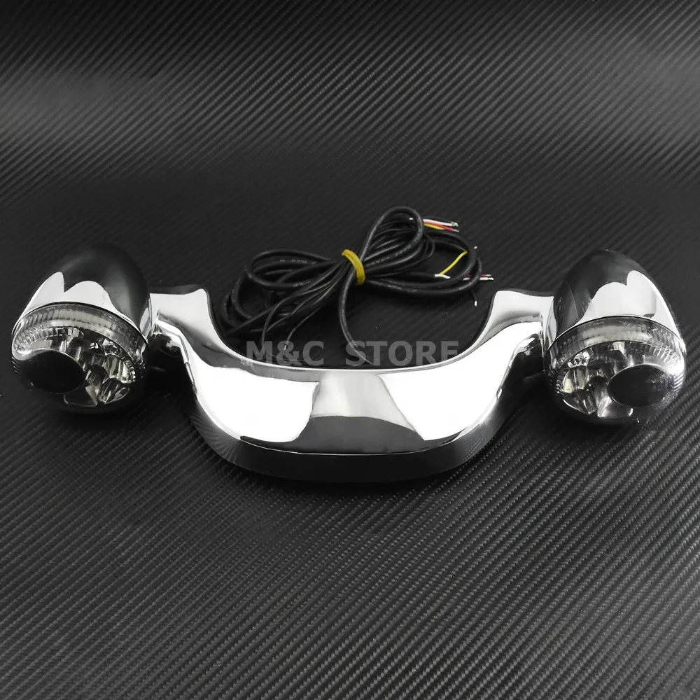 Motorcycle Smoke Rear LED Brake Light Turn Signal Bar Chrome For Harley Touring Road King Street Glide Road Glide 2010-2021 2023