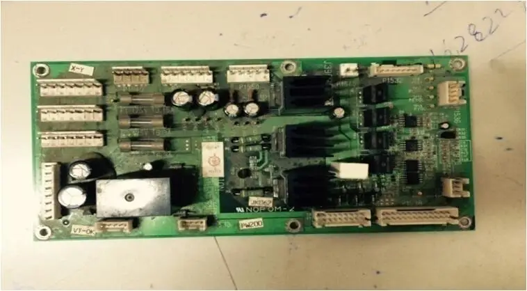 

Used Replacement Part J390945-00 / J390945 for Noritsu QSS3001/3201/3202/3301/3302 series minilab (Laser I/O PCB) P/N