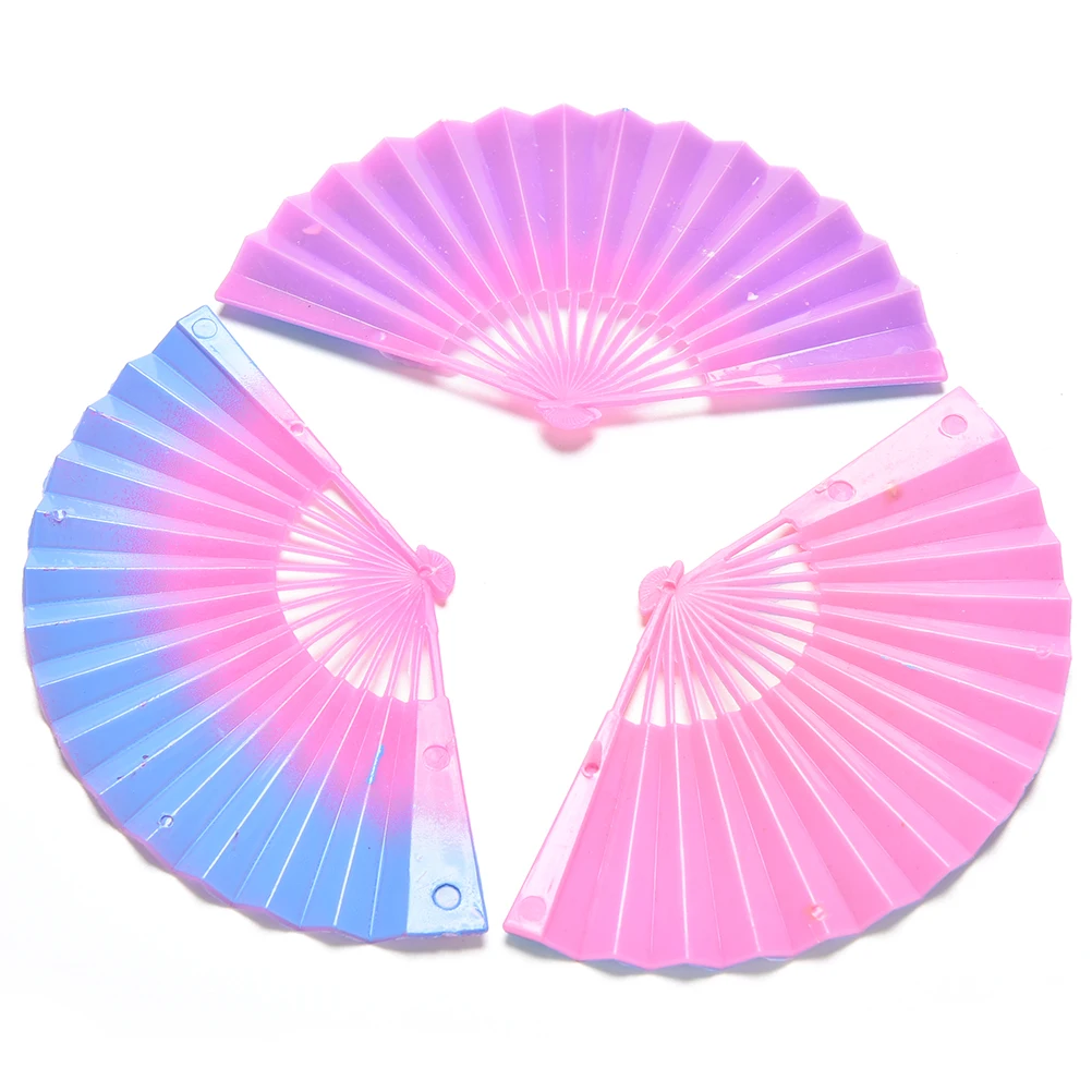 

1 Pc Creative Gradient Dollhouse MIniature Fan for Dolls Accessories Dollhouse Furniture Color Random Kids Girls Birthday Gifts