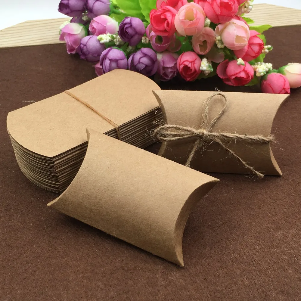 100pcs/lot Wedding Gift Boxes New Style Kraft Pillow Shape Wedding Favor Gift Box ,Party Candy Box Wholesales Festive Party Supp